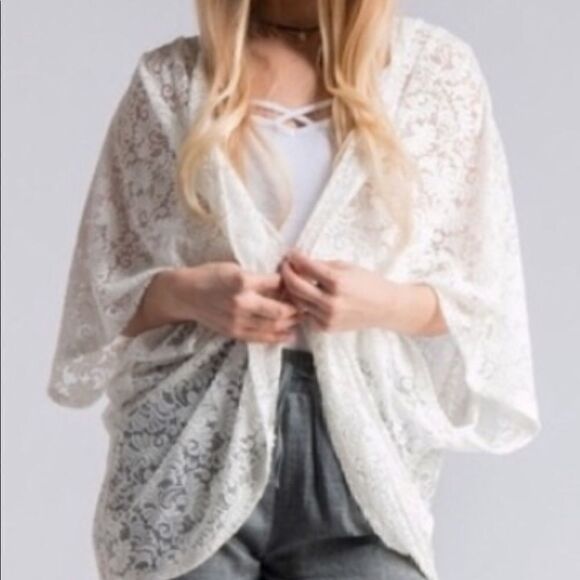 Paisley  Lace‎  Kimono - Picture 4 of 7